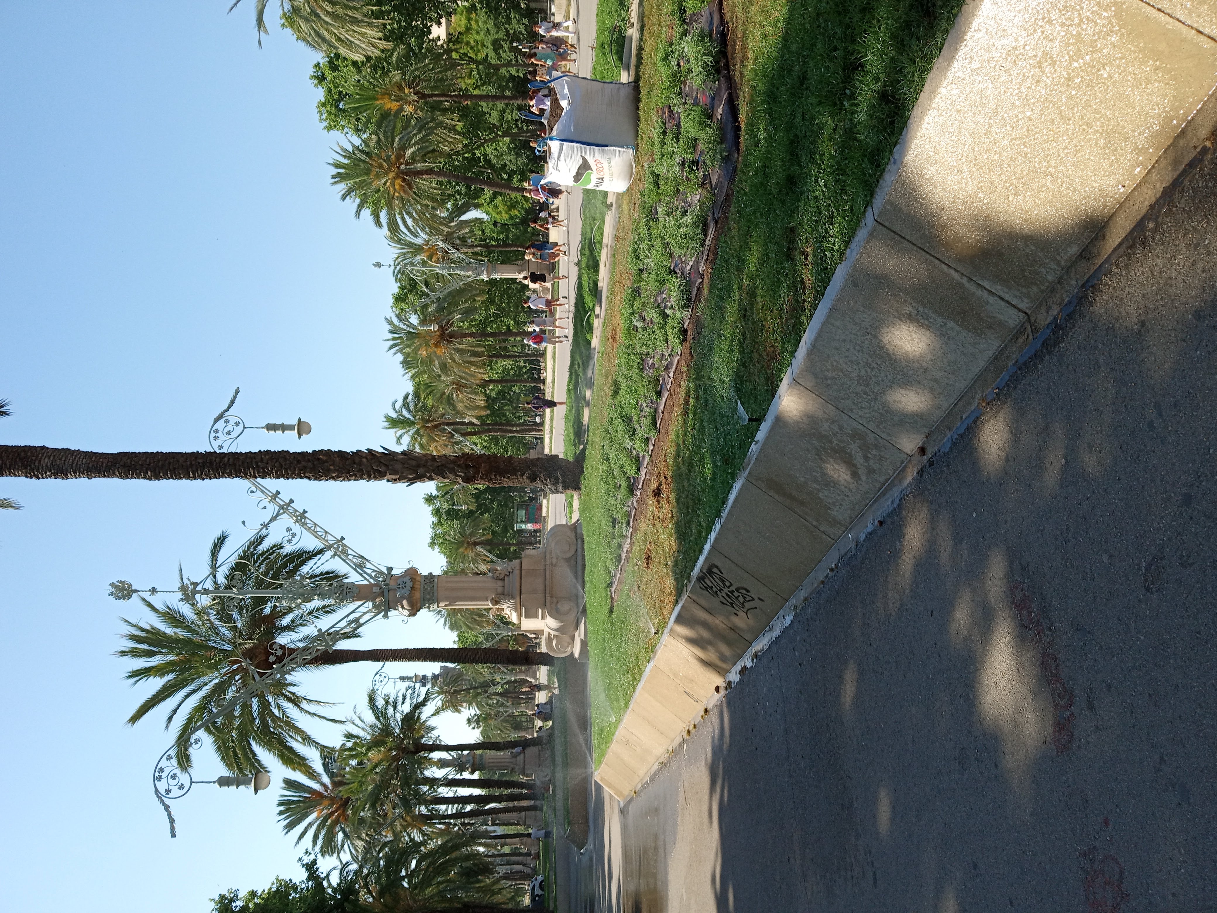 Arc de Triumf Summer